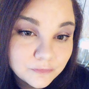 Meet your Posher, Manda